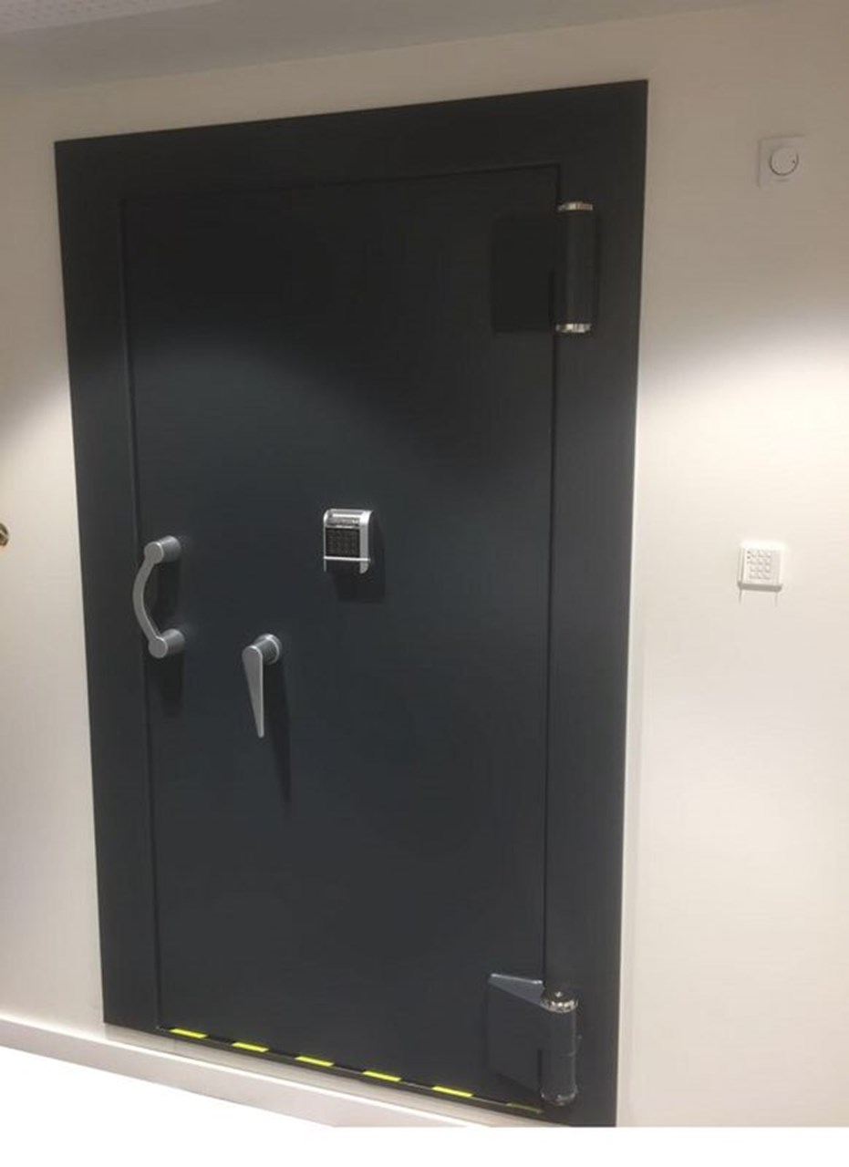 Doorprim vault doors